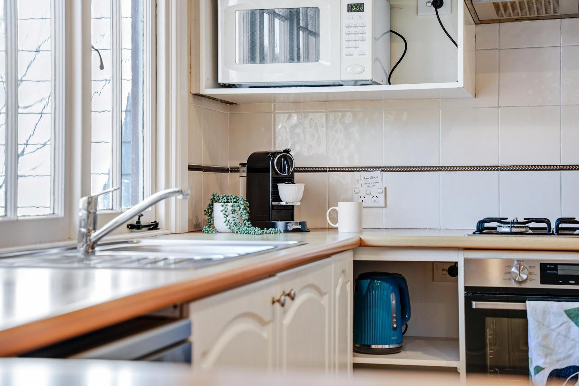 Whispering Pines Cottages Wentworth Falls Szoba fotó