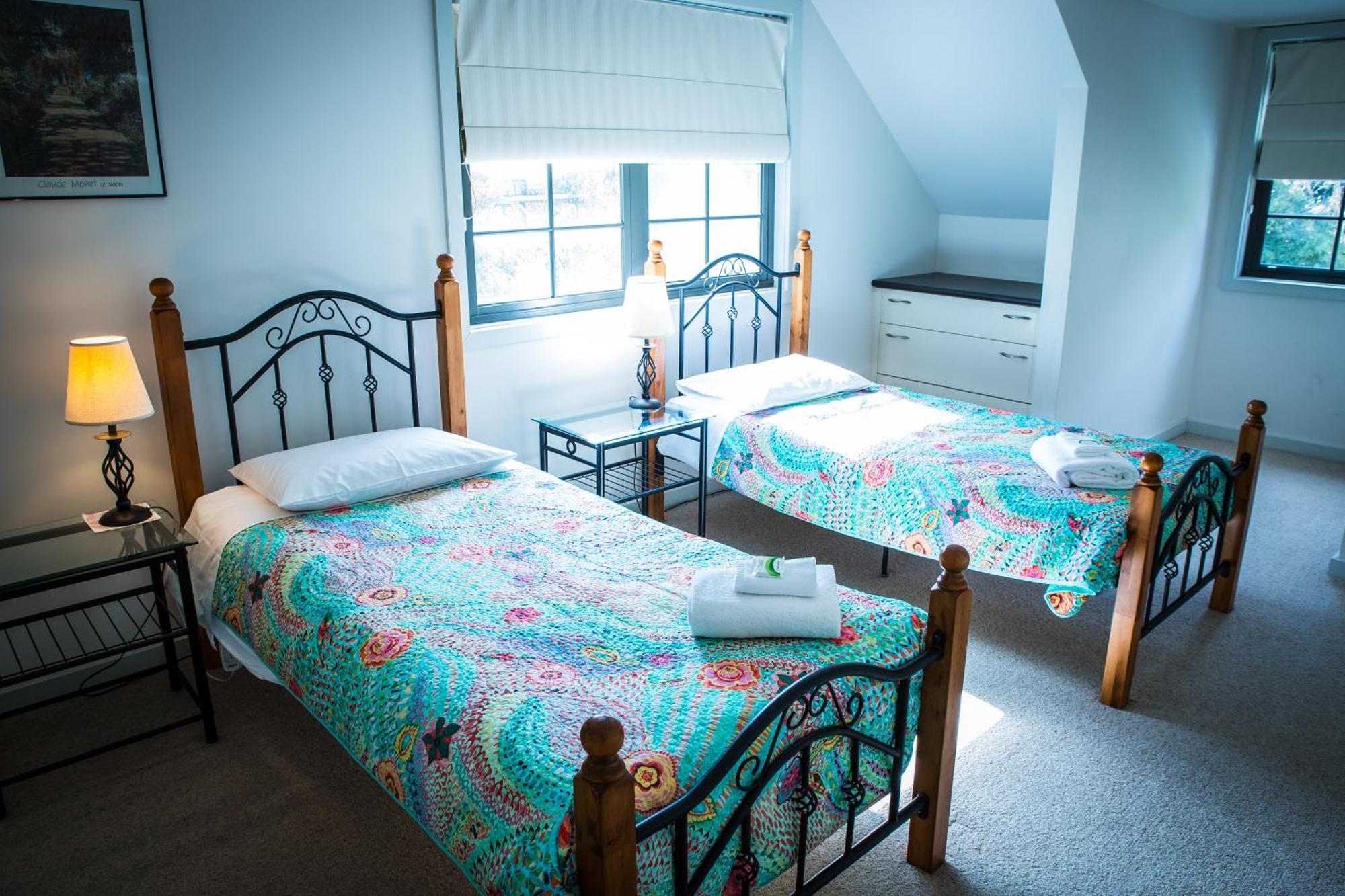 Whispering Pines Cottages Wentworth Falls Szoba fotó