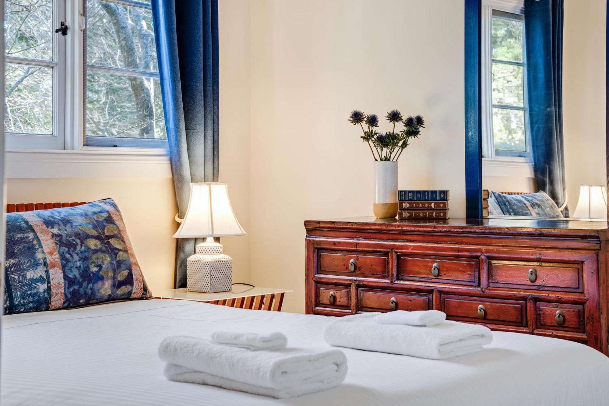 Whispering Pines Cottages Wentworth Falls Szoba fotó