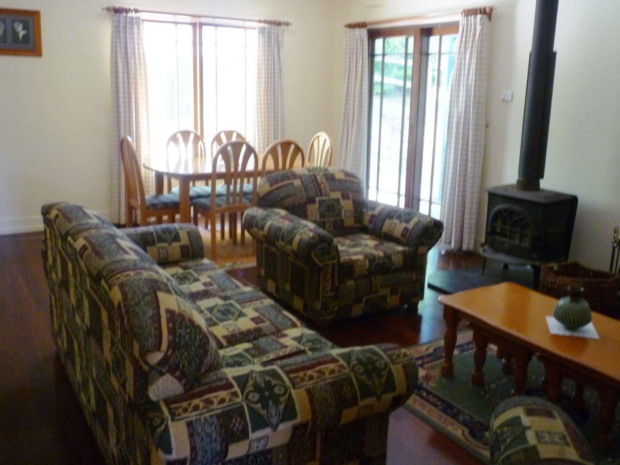 Whispering Pines Cottages Wentworth Falls Kültér fotó